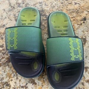 Boys EUC under armour black and neon green slides